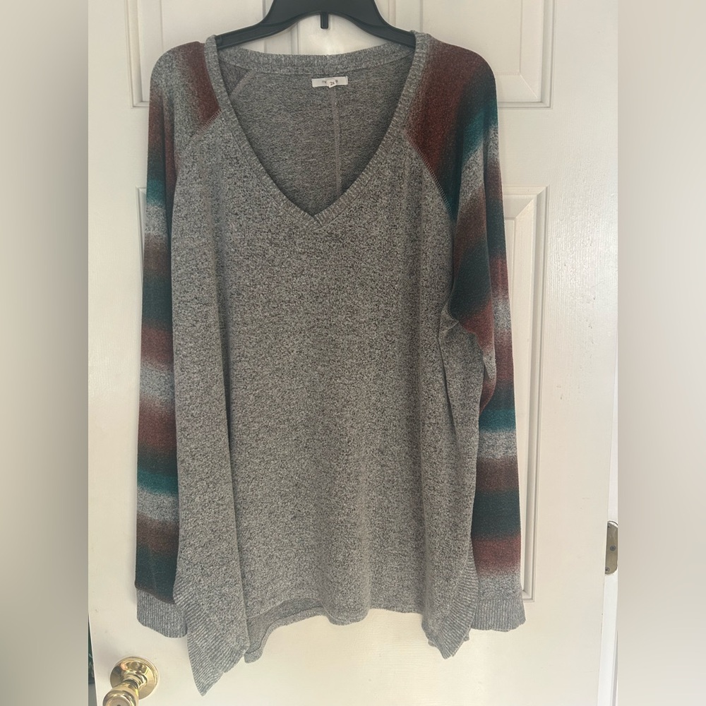 Maurice’s Gray V-Neck Sweater with Multicolor Sleeves. 2X.